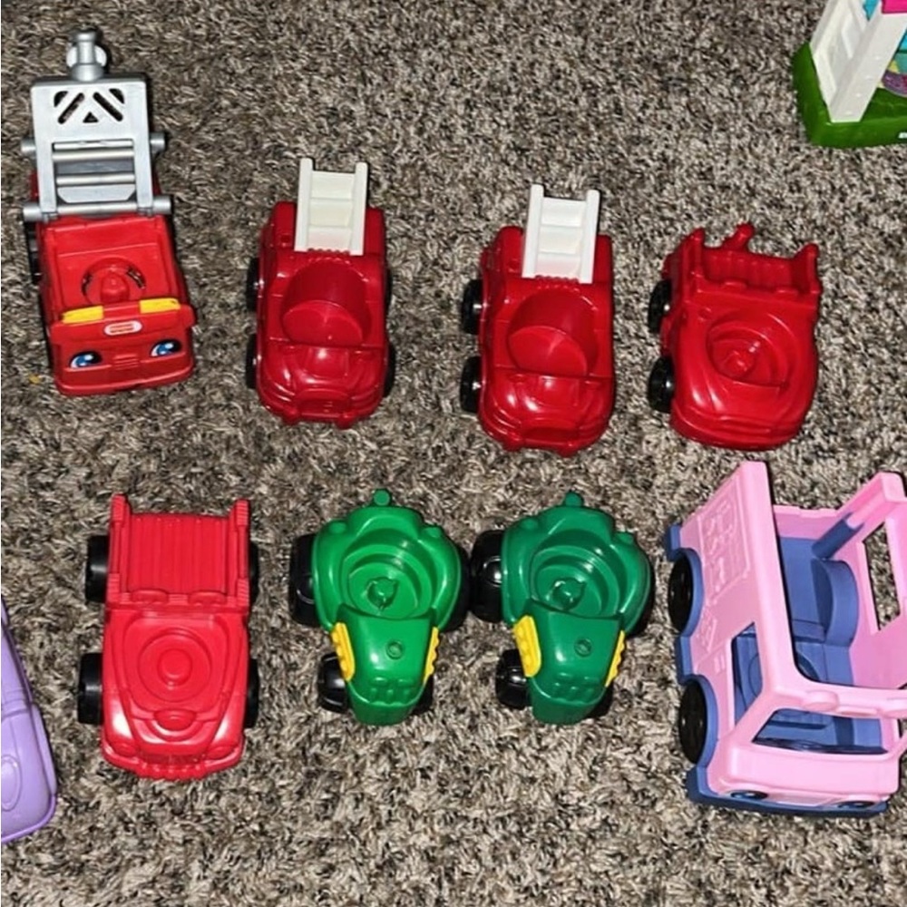 Fisher-Price Red and Green Toy Vehicle Set